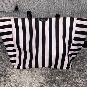 VICTORIA SECRET TOTE BAG